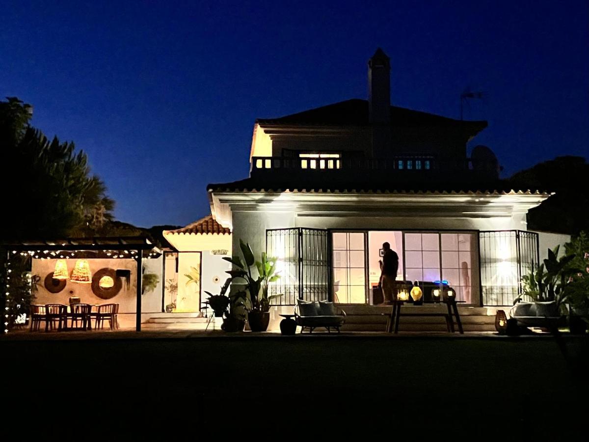 Villa De La Luz Luxury Guesthouse El Portil Luaran gambar